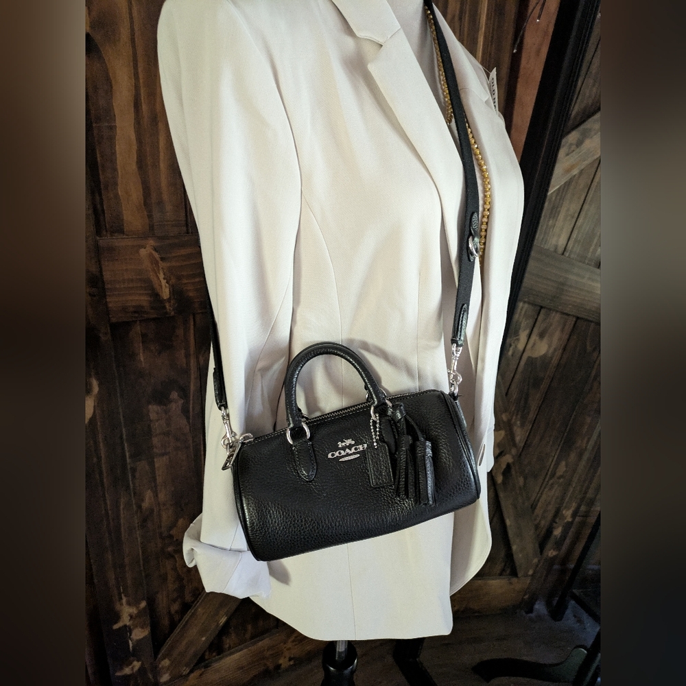 Excellent condition Coach mini barrel satchel crossbody in Black